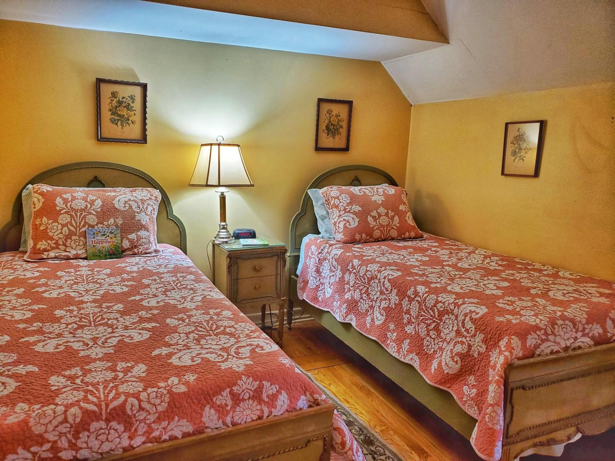 Montague Inn Bed & Breakfast 사지노 외부 사진