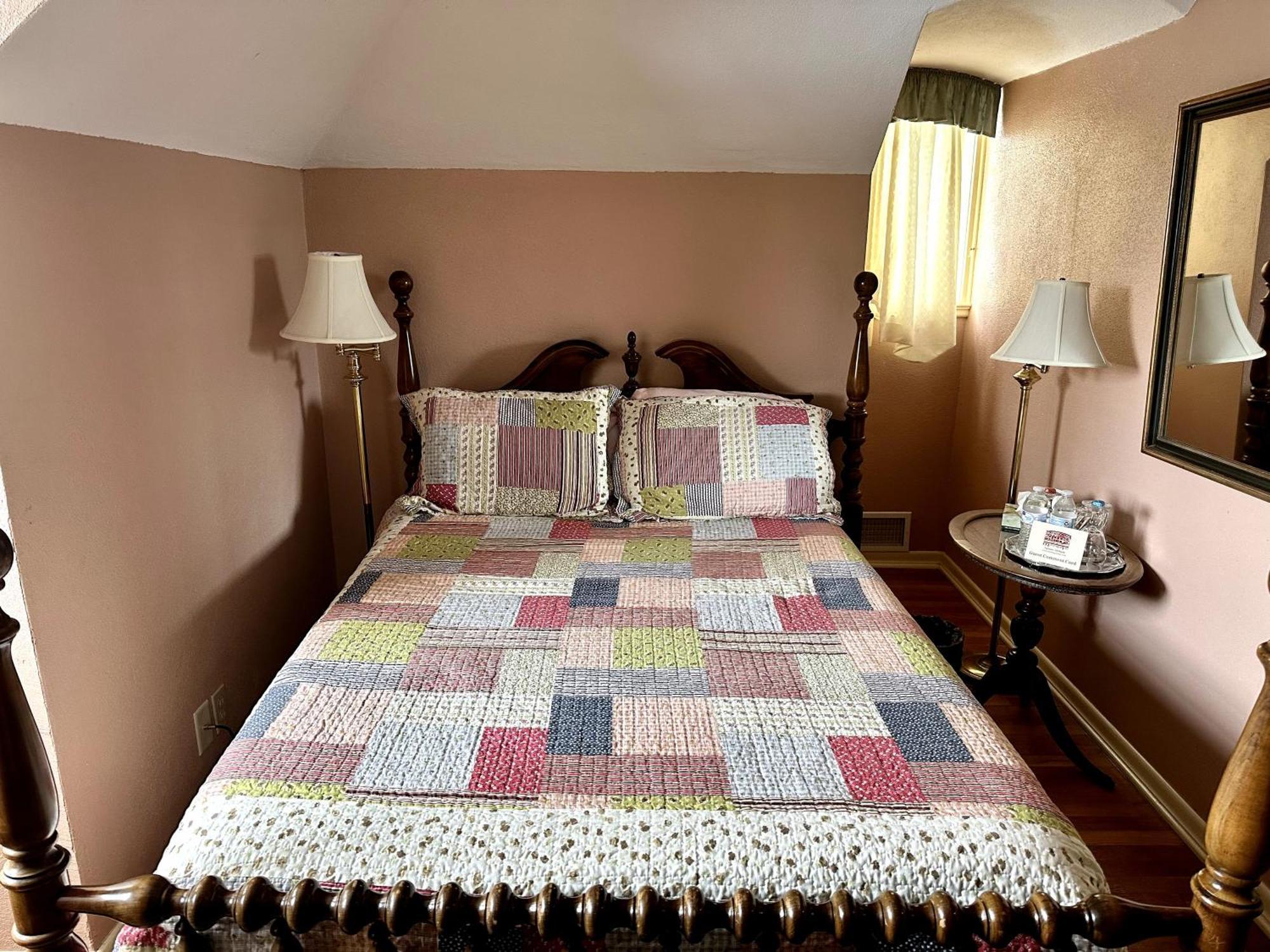 Montague Inn Bed & Breakfast 사지노 외부 사진