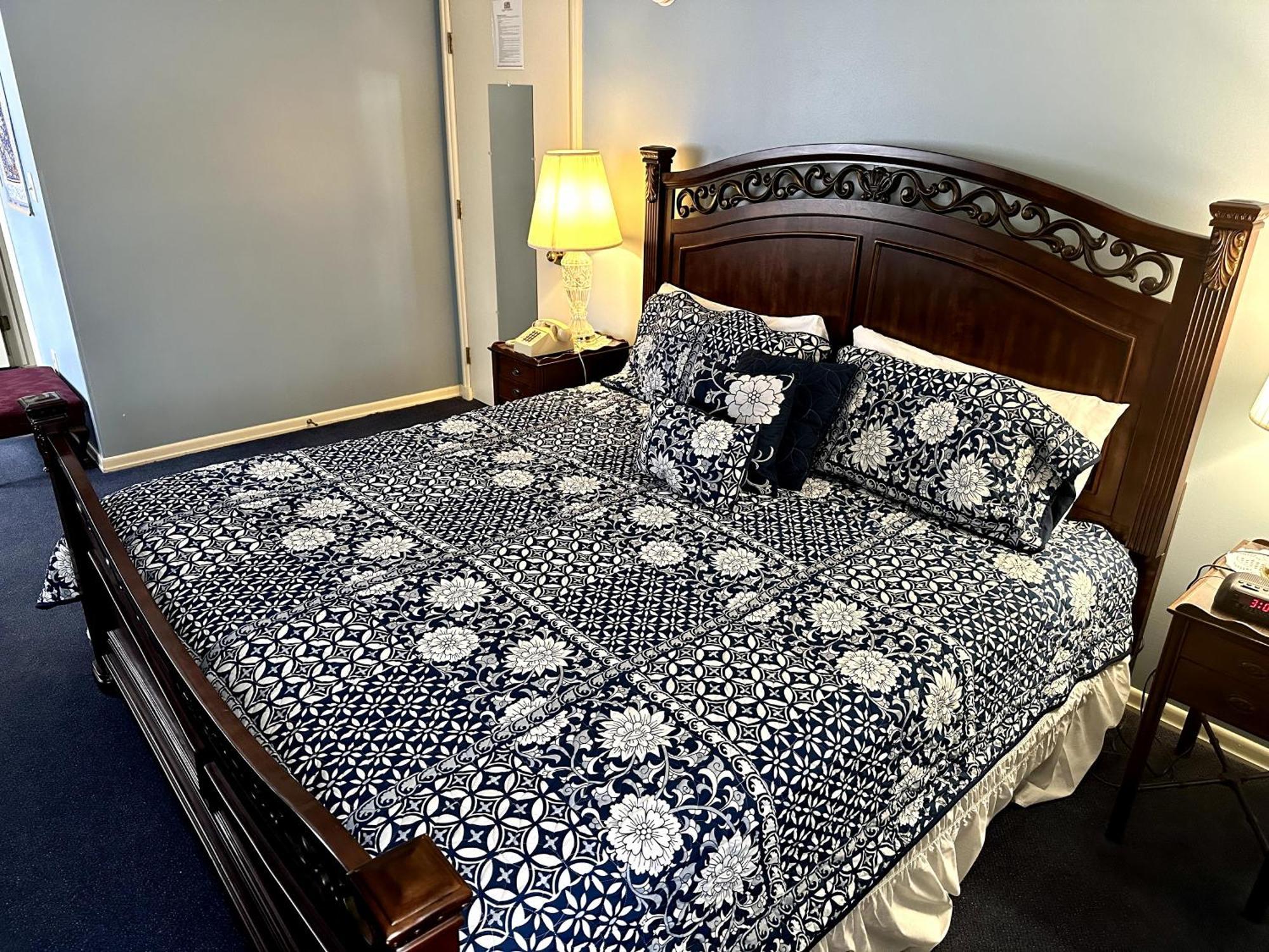 Montague Inn Bed & Breakfast 사지노 외부 사진