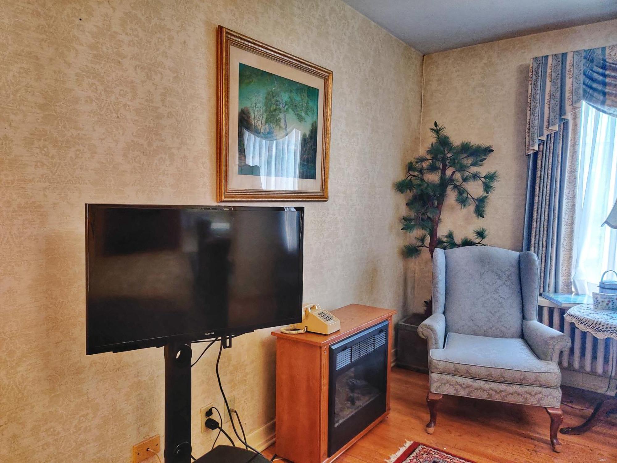 Montague Inn Bed & Breakfast 사지노 외부 사진